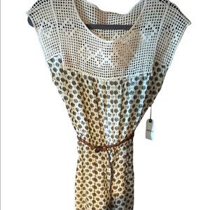 Forever 21 Dress lace on top. Lightweight, cotton body. Incl adj braid belt.